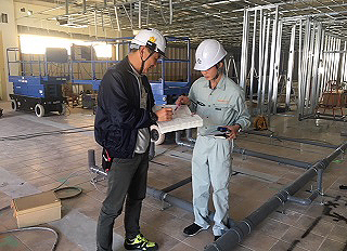 櫻井木材の生産スタッフ