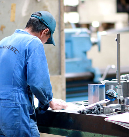 コスモテックの工場